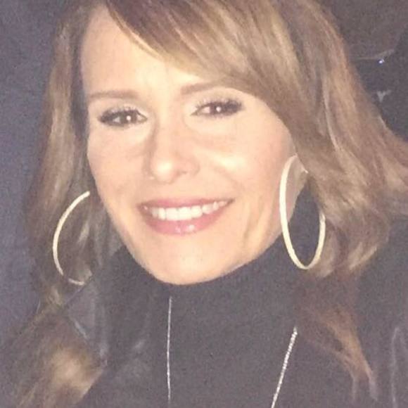 Meet your Posher, Diane - Picture 1 of 1